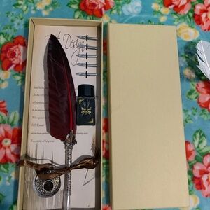 Luxurious Burgundy Feather English Style Quill Calligraphy Writing Set Gift Set